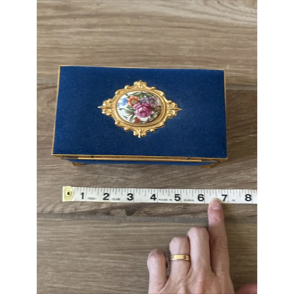 Arnart Japan 1966 Vintage Musical Jewelry Box Blue Velvet Gold Floral Vtg